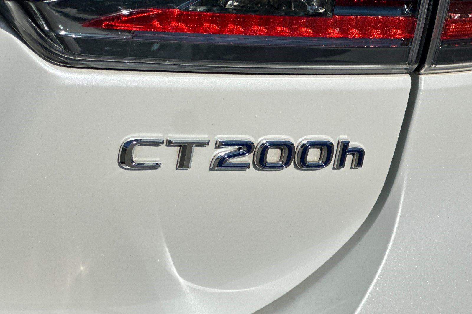Used 2013 Lexus CT 200h FWD image 27