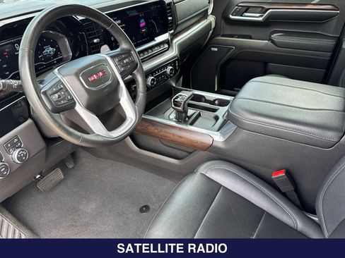 Used 2023 GMC Sierra 1500 SLT w/ SLT Premium Plus Package AWD/4WD image 11