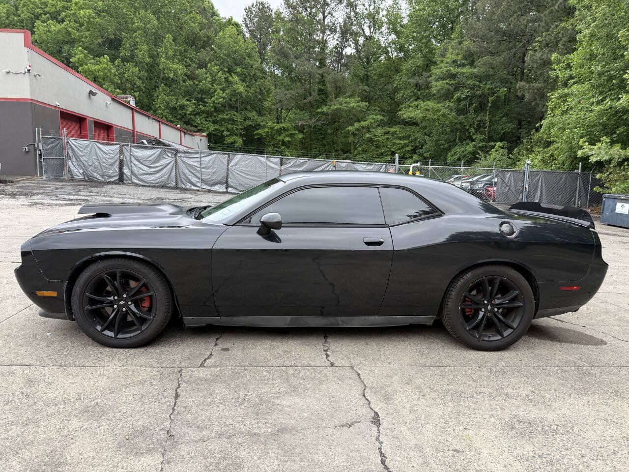 Used 2013 Dodge Challenger R/T RWD image 3