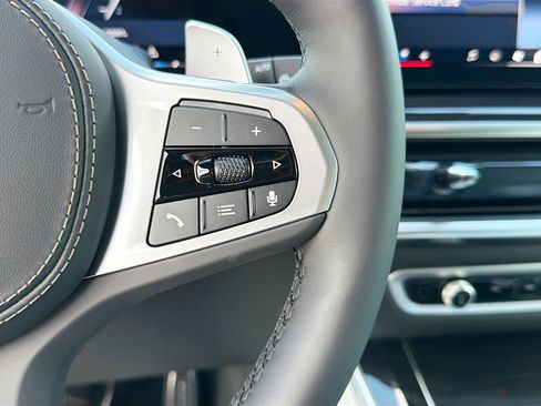 New 2026 BMW X5 xDrive40i w/ Executive Package image 39