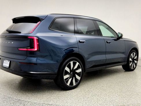 Used 2025 Volvo EX90 Ultra AWD/4WD image 5