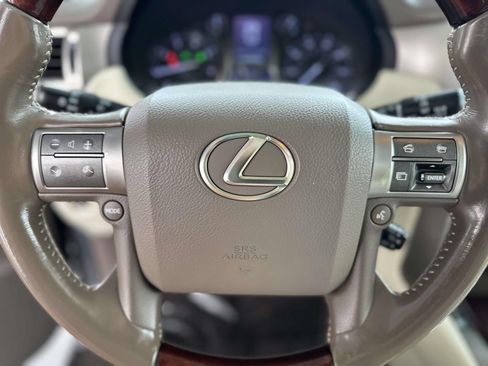 Used 2016 Lexus GX 460 w/ Premium Package AWD/4WD image 14