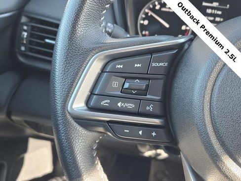 Used 2023 Subaru Outback Premium image 22