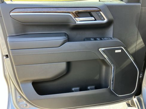 Used 2023 GMC Sierra 1500 Elevation w/ Elevation Premium Package image 14