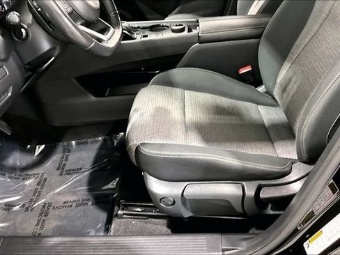 Used 2021 Nissan Rogue S AWD/4WD image 23