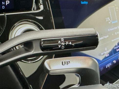 New 2026 Mercedes-Benz E 53 AMG e 4MATIC Sedan image 18