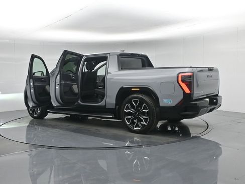 Used 2025 GMC Sierra EV Denali image 35