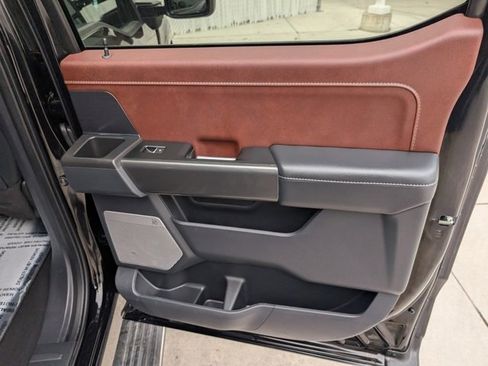 Used 2023 Ford F150 Lariat w/ Equipment Group 502A High image 30