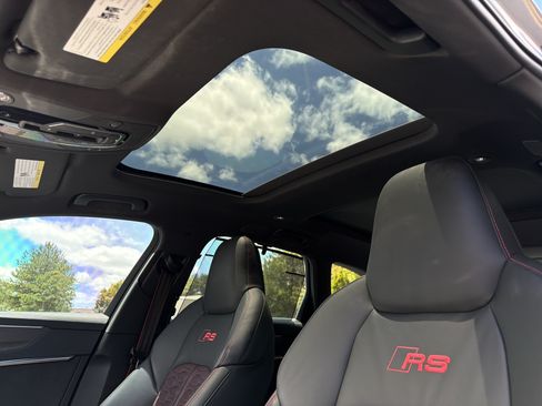 Used 2024 Audi RS 6 performance AWD/4WD image 8