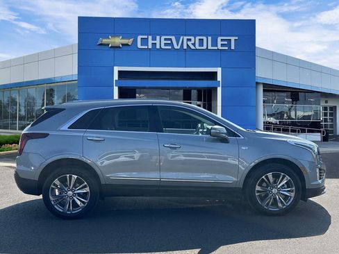 Certified 2024 Cadillac XT5 Premium Luxury AWD/4WD image 5