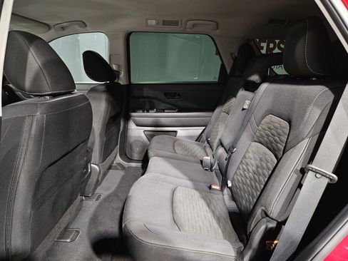 Used 2023 Nissan Pathfinder SV AWD/4WD image 35