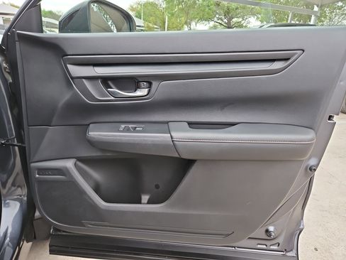 Used 2023 Honda CR-V Sport image 31