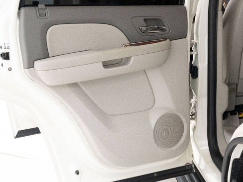 Used 2010 GMC Yukon SLT RWD image 21