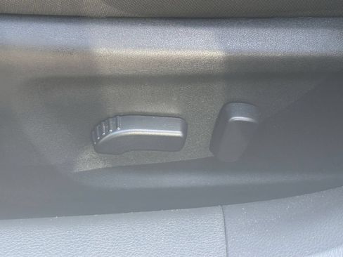 Used 2025 Nissan Altima 2.5 SV FWD image 22