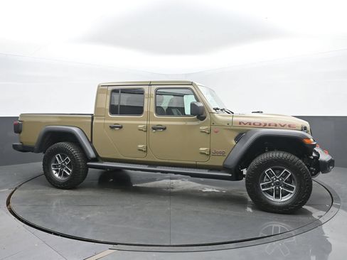 New 2026 Jeep Gladiator Mojave AWD/4WD image 7