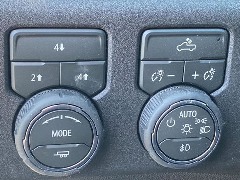 New 2026 Chevrolet Silverado 3500 LT w/ Convenience Package AWD/4WD image 16