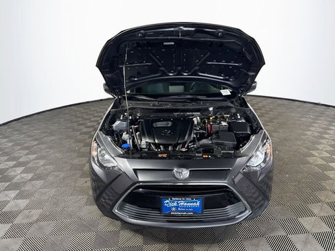 Used 2017 Toyota Yaris iA image 22