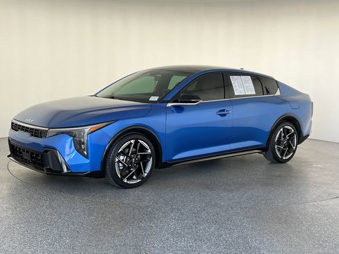 Used 2025 Kia K4 GT-Line w/ GT-Line Premium Package FWD image 9