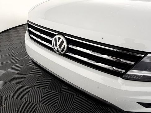 Used 2020 Volkswagen Tiguan S FWD image 38