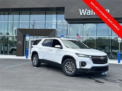 Used 2022 Chevrolet Traverse LT