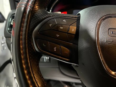 Used 2024 Dodge Durango GT RWD image 28
