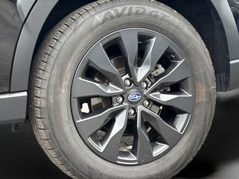 Used 2025 Subaru Outback Onyx Edition AWD/4WD image 31
