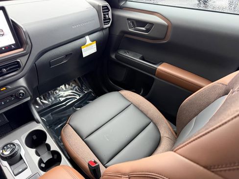 New 2026 Ford Bronco Sport Outer Banks w/ Outer Banks Tech Package+ AWD/4WD image 17