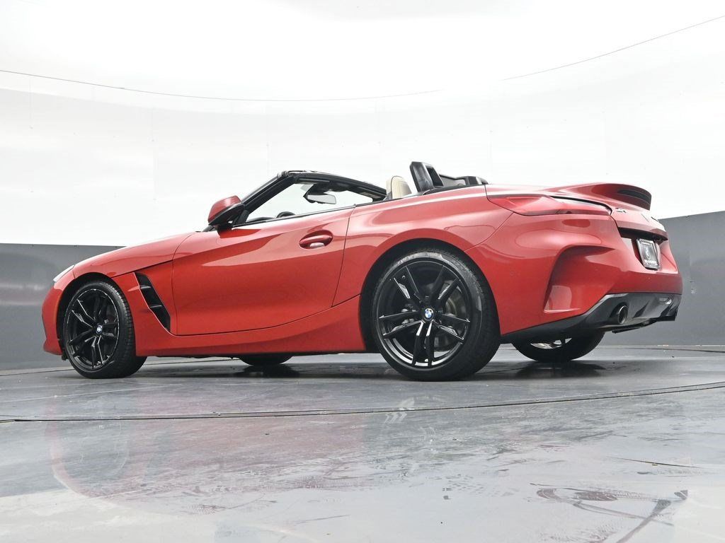 Used 2019 BMW Z4 sDrive30i w/ M Sport Package RWD image 31