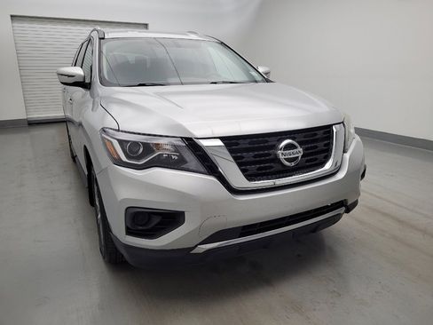 Used 2020 Nissan Pathfinder S AWD/4WD image 14
