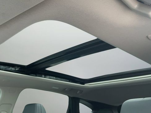 Certified 2025 Nissan Murano SL AWD/4WD image 33