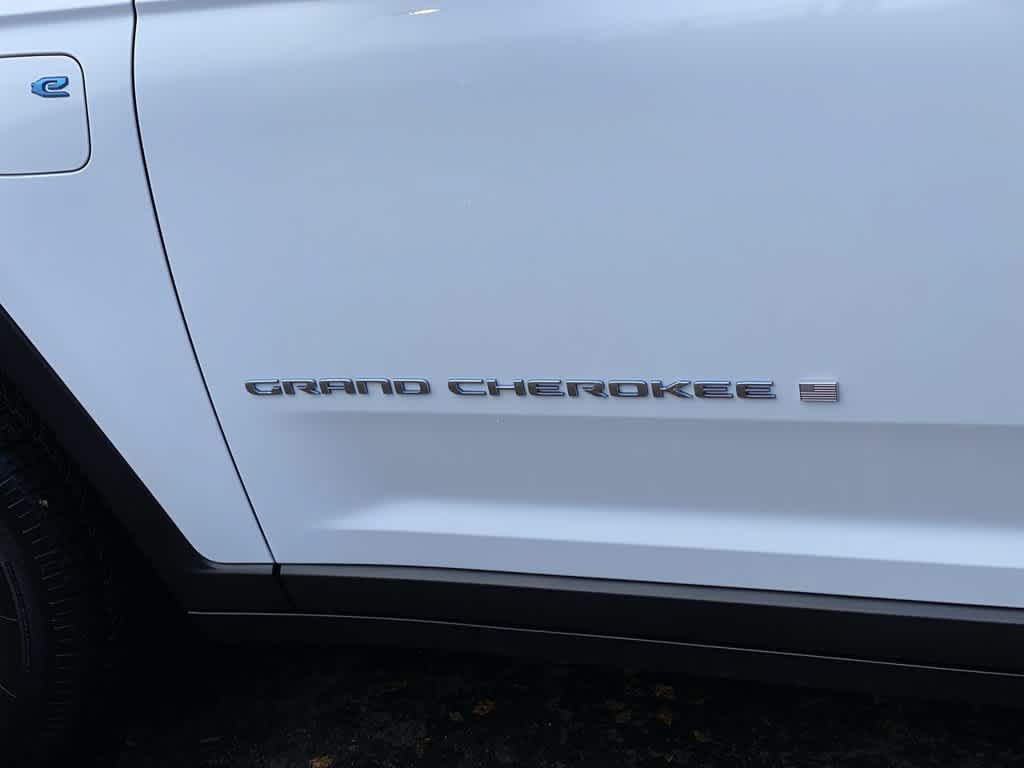 Used 2024 Jeep Grand Cherokee Limited 4xe AWD/4WD image 10