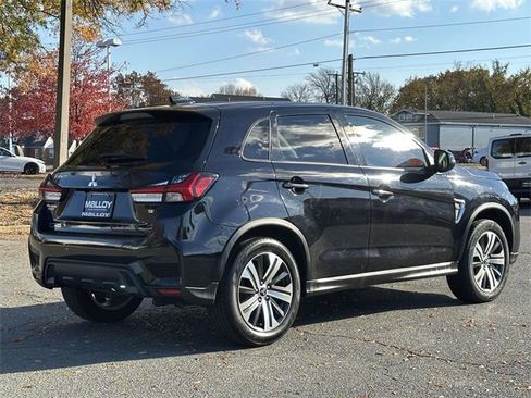 Used 2020 Mitsubishi Outlander Sport SE image 4