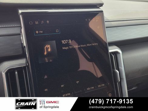 Used 2025 GMC Acadia Elevation FWD image 16