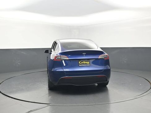 Used 2021 Tesla Model Y Long Range AWD/4WD image 7