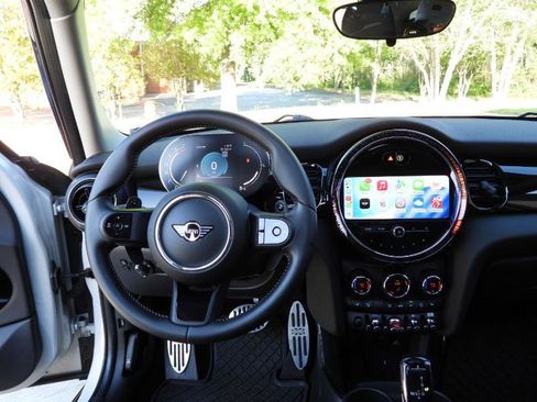 Used 2023 MINI Cooper S image 45