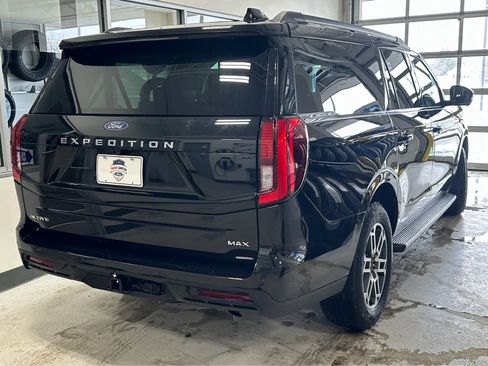 Used 2025 Ford Expedition Max Active image 8