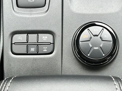 New 2025 Ford Ranger XLT w/ Equipment Group 301A High image 27