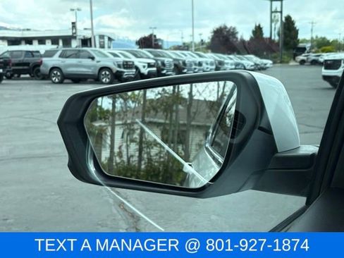Used 2024 Chevrolet Equinox LT AWD/4WD image 24