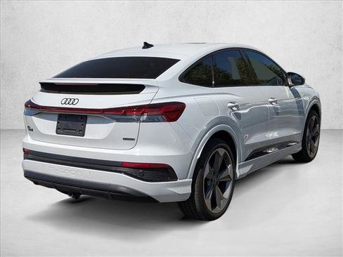 Used 2025 Audi Q4 e-tron Premium Plus w/ Premium Plus AWD/4WD image 5