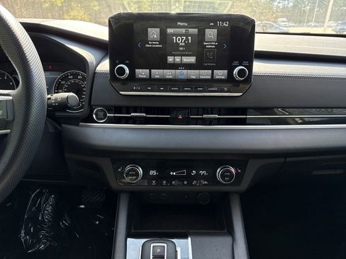 Used 2022 Mitsubishi Outlander SE image 6