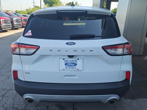 Used 2022 Ford Escape SE FWD image 4