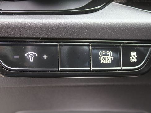 Certified 2024 Kia Niro EX image 25