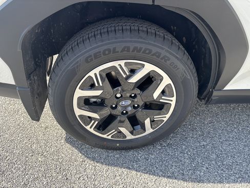 Certified 2025 Subaru Forester Premium image 15