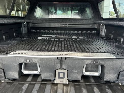 Used 2023 GMC Sierra 1500 AT4 w/ AT4 Premium Package AWD/4WD image 13