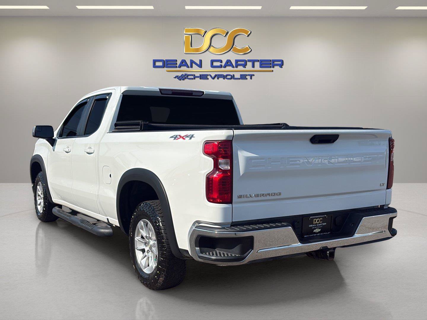 Used 2020 Chevrolet Silverado 1500 LT w/ Trailering Package AWD/4WD image 3