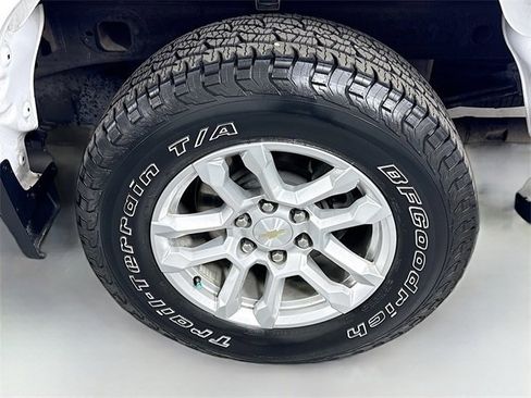 Used 2022 Chevrolet Silverado 1500 LT w/ Z71 Off-Road Package image 30