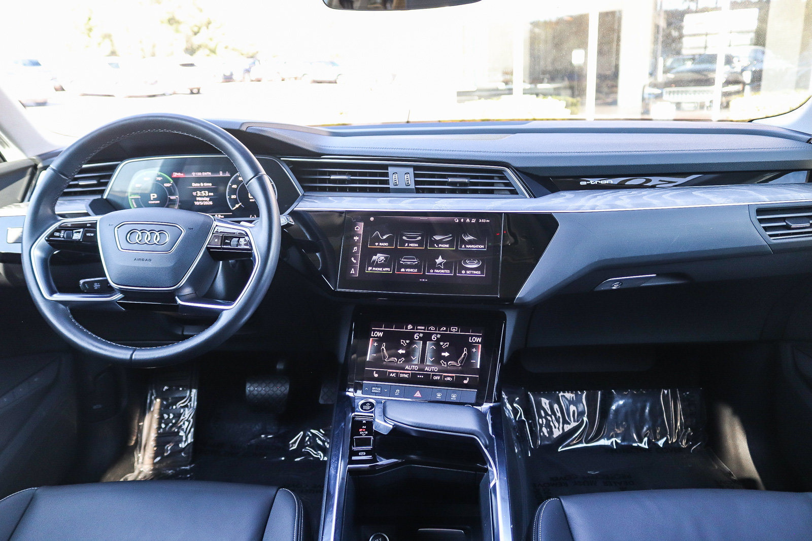 Certified 2024 Audi Q8 e-tron Premium Plus AWD/4WD image 13