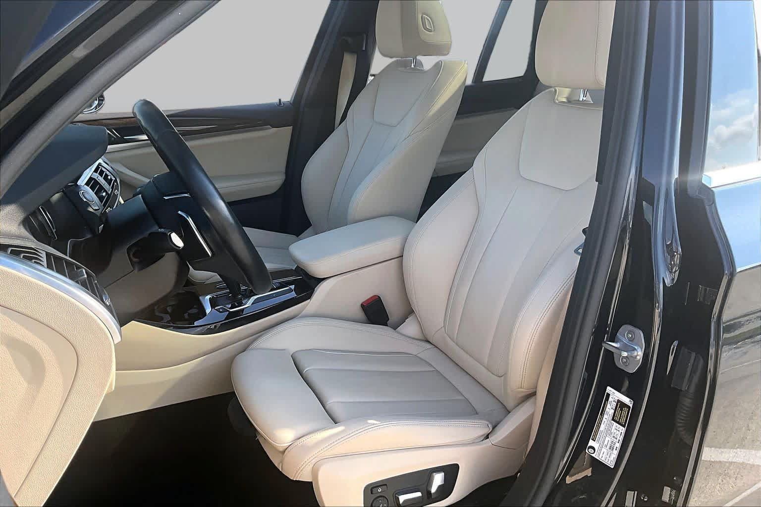 Used 2019 BMW X3 sDrive30i w/ Premium Package RWD image 7