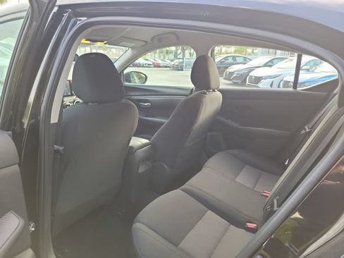 Used 2024 Nissan Sentra SV w/ All-Weather Package FWD image 6