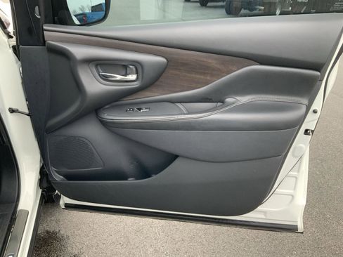 Used 2020 Nissan Murano Platinum w/ Cargo Package image 57